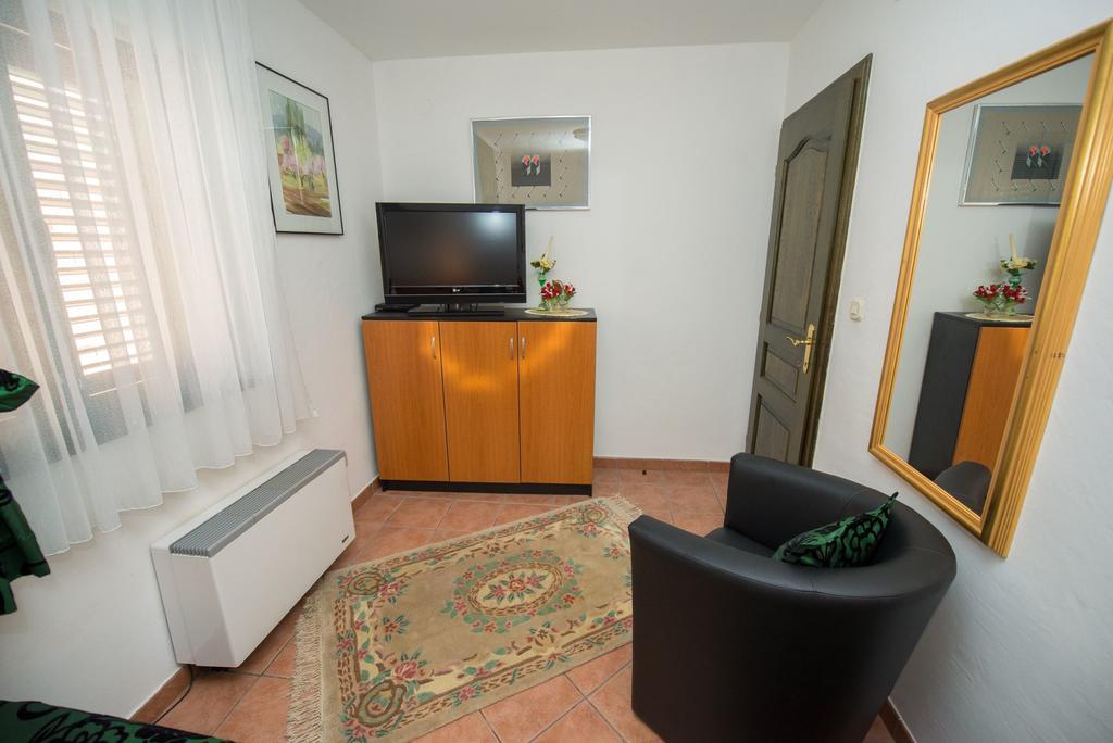 Apartments Marija Near Center Водице Экстерьер фото