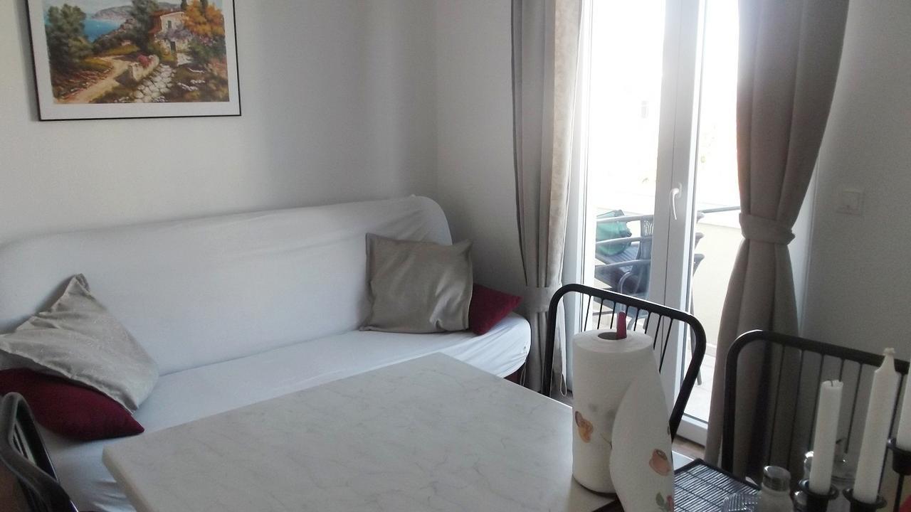 Apartments Marija Near Center Водице Номер фото